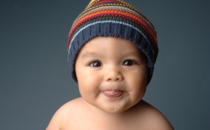 Baby_Photography_of_ A baby with hat_ISPC006065