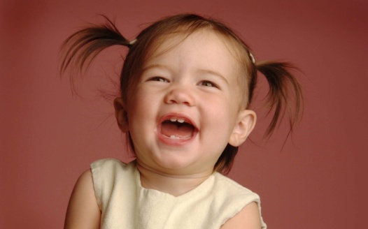 Baby_Photography_of_baby_Girl_laughing_ISPC006022.jpg__www.amaderforum.com